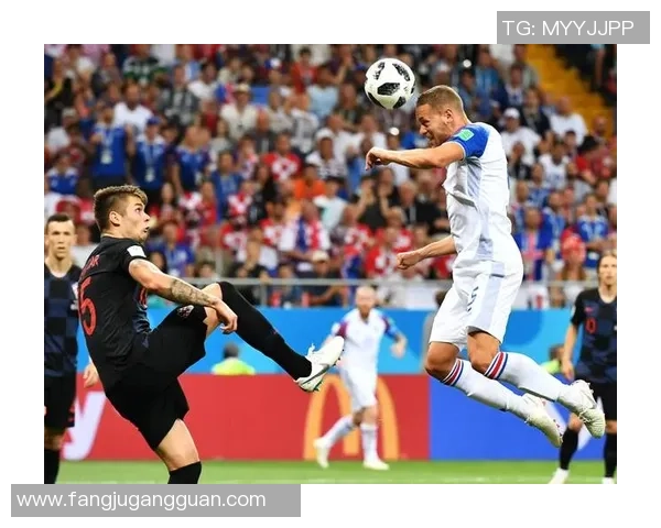 足球明星精彩瞬间集锦让你领略球场魅力与风采